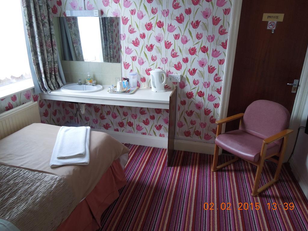 Earlsmere Guesthouse 킹스턴어폰헐 객실 사진